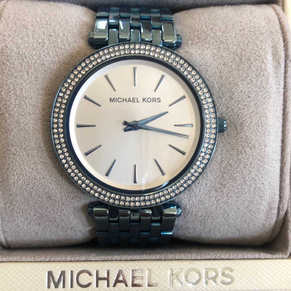 MK watch - Picture 2 of 2
